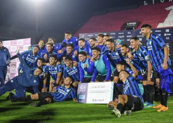 Atlético Tucumán goleó a Talleres de Córdoba y avanzó a los octavos de final de la Copa Argentina