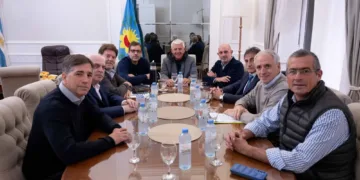 Acuerdan avanzar en un cambio clave para intentar atajar la crisis financiera de los municipios