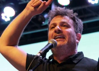 Municipales bonaerenses cruzan a Moyano por la recolección residuos