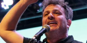Municipales bonaerenses cruzan a Moyano por la recolección residuos