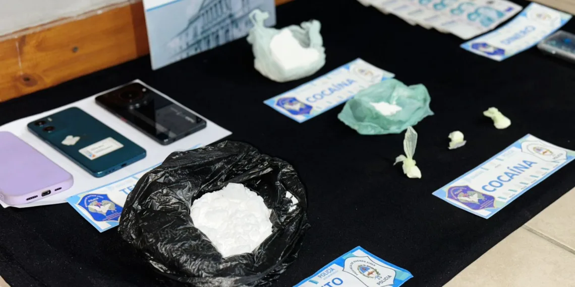 Allanamiento en Rojas y queda detenido un hombre y una mujer por venta de drogas