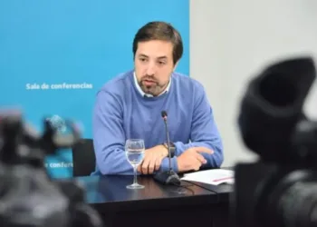 Dura advertencia de Kreplak por el sistema de salud: «Todo indica que vamos a un colapso»