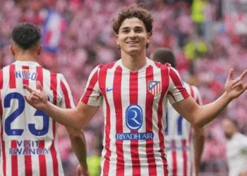 Barcelona busca dar el gran golpe del mercado con el fichaje de Julián Álvarez