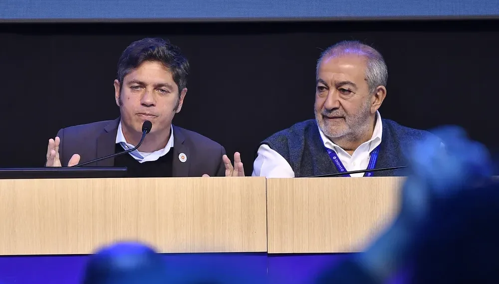 Axel Kicillof en modo campaña: «Vamos a hablar con todo el mundo» y «a Milei le queda poco»