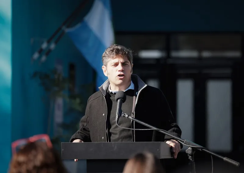 Kicillof inauguró el nuevo edificio de la Escuela Primaria N°6 en San Vicente