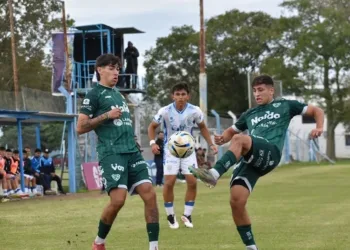 La Reserva de Sarmiento visita a Vélez