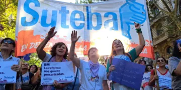 Sin Roberto Baradel, el oficialismo retuvo la conducción de Suteba