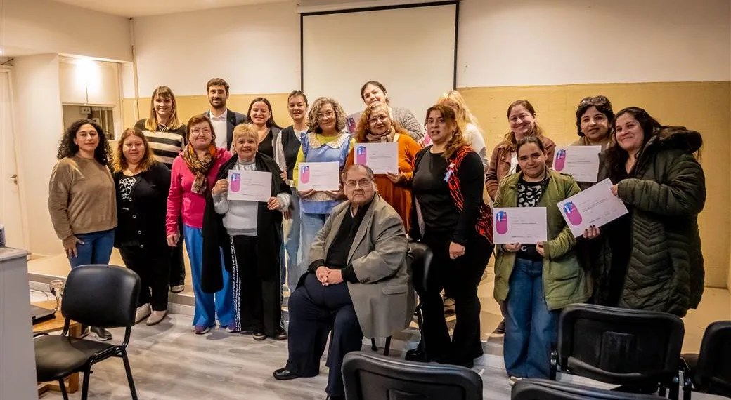 Finalizó el taller para auxiliares y cuidadores de adultos mayores