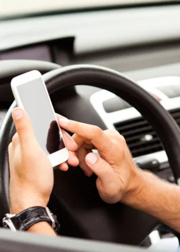 Celular al volante: un riesgo fatal