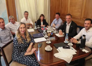 La mesa política buscará cerrar grietas ante la reforma electoral