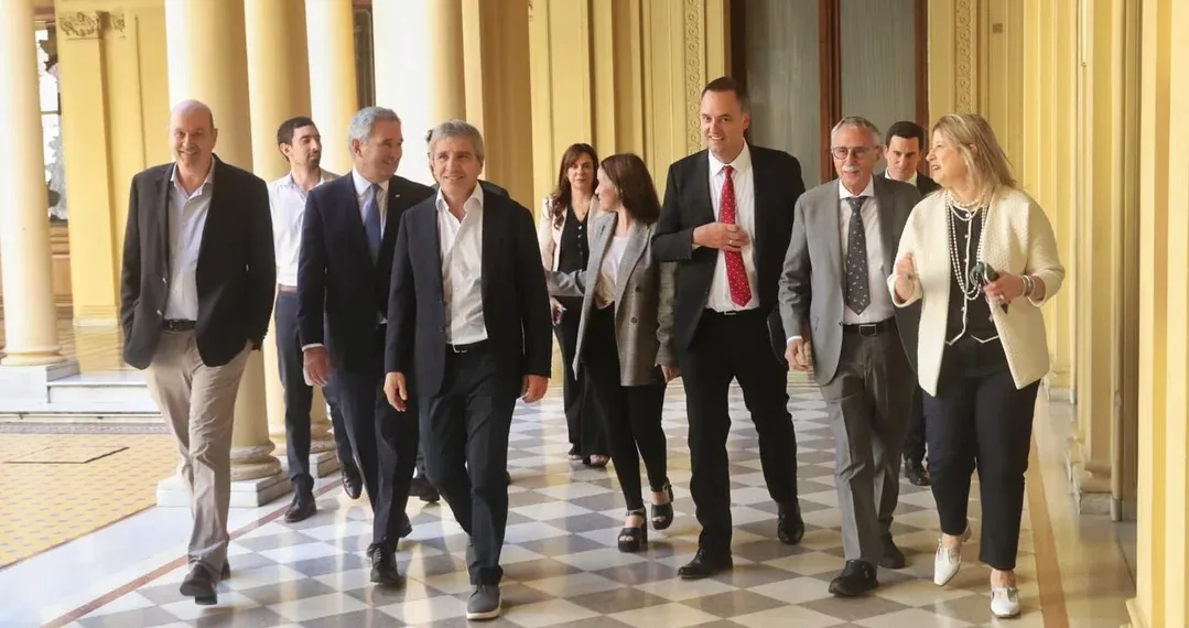 Reunión de Gabinete: Milei volvió a respaldar a Adorni