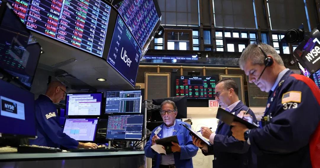 El riesgo país se afianza por debajo de los 500 puntos, producto de una nueva suba de los bonos argentinos