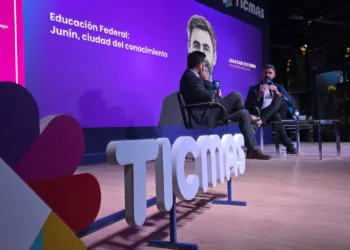 Fiorini expuso el modelo «Junín, Ciudad del Conocimiento» en la Feria Internacional del Libro