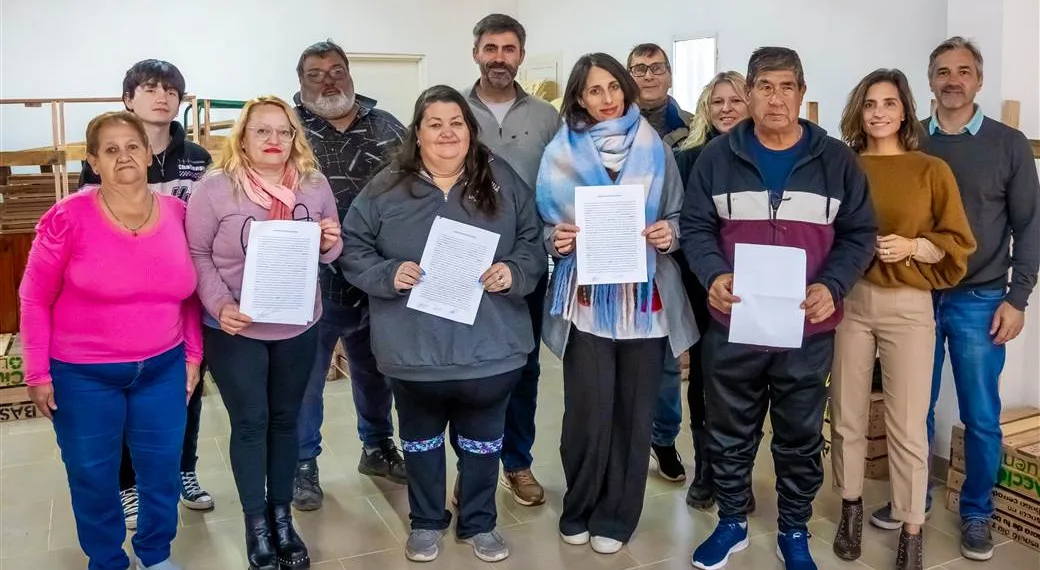 Regularización dominial a favor de vecinos de Almirante Brown