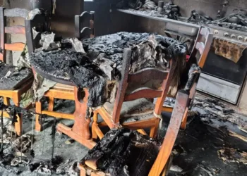Piden colaboración con vecino al que se le incendió la casa y perdió todo