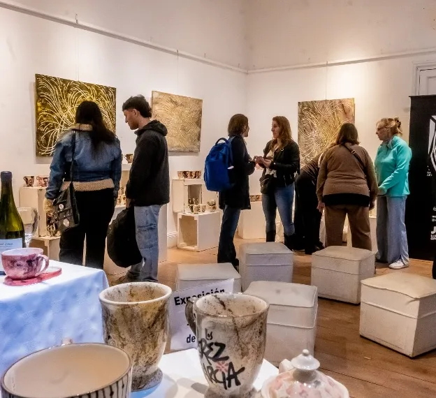 Tono Local suma una nueva exposición con obras inspiradas en el universo del rock