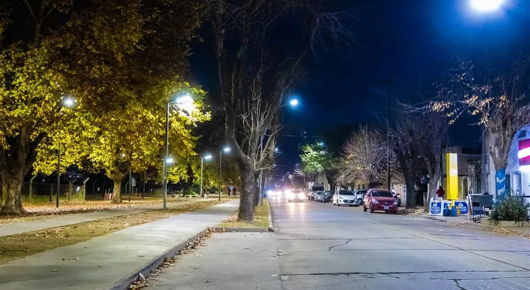 Nueva etapa de iluminación LED en el Parque Central de Villa Belgrano