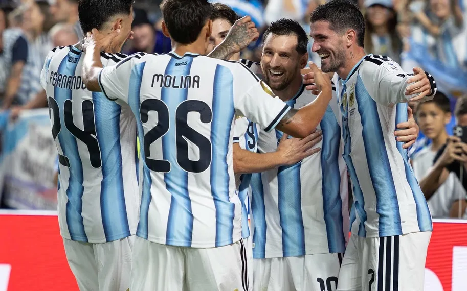 Messi: “Disfruto dentro de una cancha”