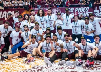 Lanús gritó campeón y volvió a la Liga Nacional tras 10 años