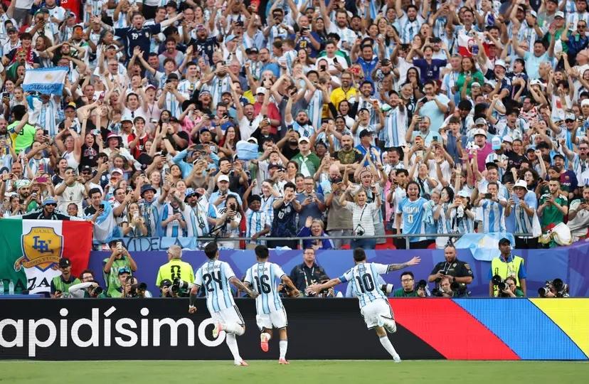 El mundo rendido a los pies de Messi