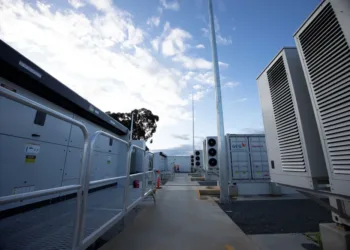 Para evitar cortes de luz, avanzan con la licitación de sistemas de almacenamiento eléctrico