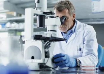 Se celebra hoy el Día del Bioquímico