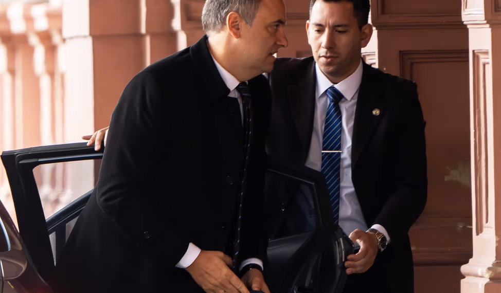 Adorni confirmó que irá al Senado en julio para presentar su Informe de Gestión