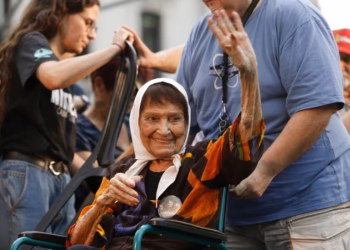 Murió Taty Almeida, presidenta de Madres de Plaza de Mayo