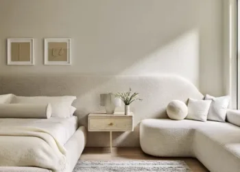 Adiós al minimalismo frío: el regreso de los hogares cálidos, personales y llenos de vida