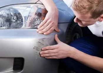 Cómo eliminar los rayones del auto con solo dos ingredientes básicos