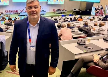 Burgos debate en la OIT y avanza con una regulación para plataformas digitales en Junín