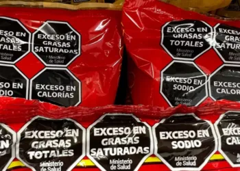 Se suman voces críticas de nutricionistas contra de la eliminación de la Ley de Etiquetado Frontal
