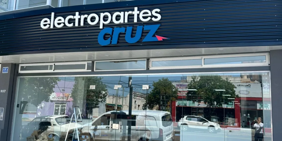 Electropartes Cruz: histórica casa de repuestos y electricidad automotriz