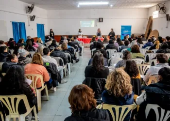 Nuevo curso de manipulación de alimentos en el barrio Municipal