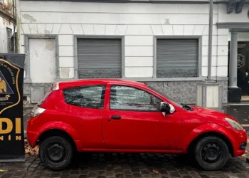 Una mujer fue aprehendida por circular en un auto con pedido de secuestro