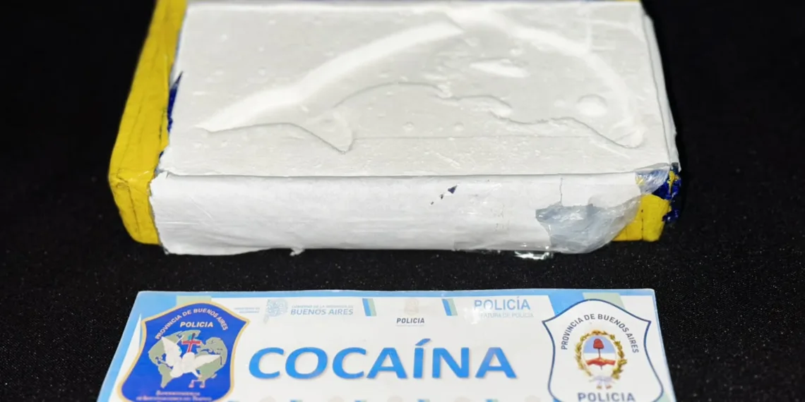 Detuvieron a tres personas cuando intentaban ingresar
