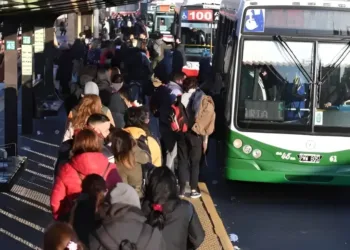 Transporte más caro: otro aumento y en lo que va del año la suba en Provincia es del 54%