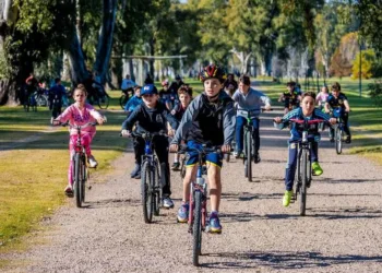 Con una masiva bicicleteada familiar, el Colegio Santa Unión celebró sus 118 años