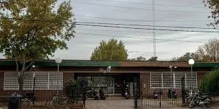 Tras la explosión en una caldera, se suspendieron las clases en el ex Comercial