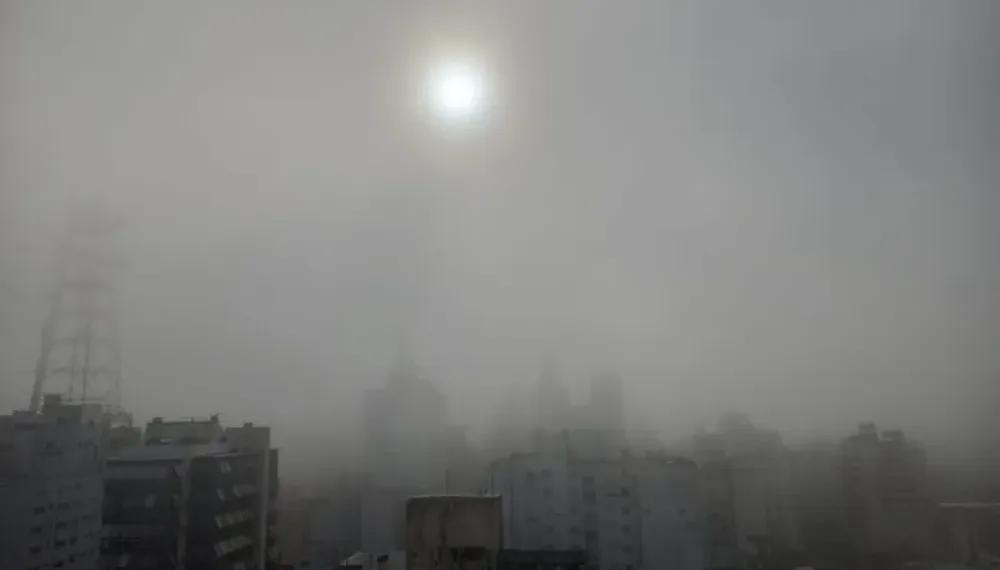 Advertencia por niebla del SMN alcanza a los 135 distritos bonaerenses
