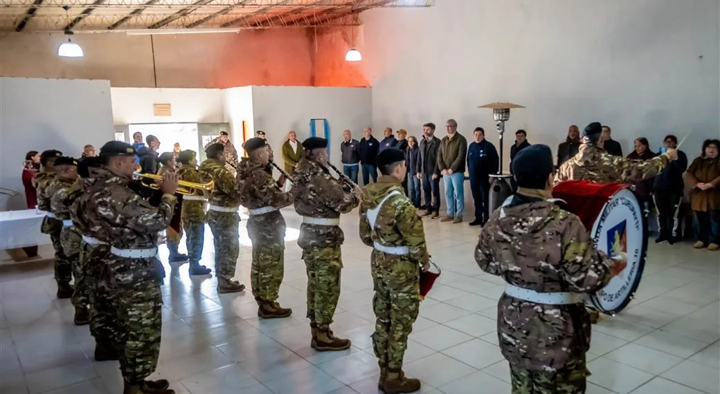 Acto homenaje a los héroes juninenses caídos en Malvinas