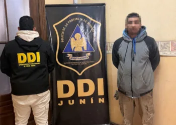 Detuvieron a un hombre por agresión con un arma y amenazas