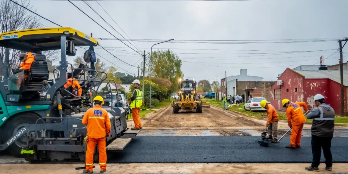 Repavimentación en barrio Villa del Carmen: 53 cuadras concretadas