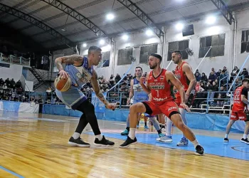 Golpe de Ciclista en el Bastión: le ganó a San Martín la primera final