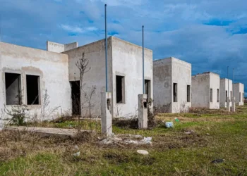 El Municipio exige a Provincia terminar o traspasar las 25 viviendas