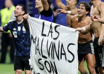 Bojko: “Es fútbol y no hay que mezclar, pero no fue un partido más”