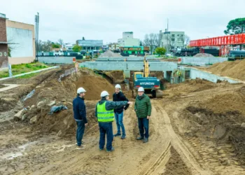 Viaducto: se inició la excavación para el paso vehicular