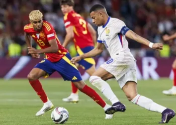 España y Francia chocan por un lugar en la gran final