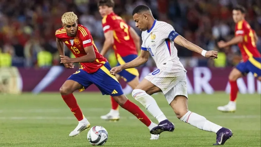 España y Francia chocan por un lugar en la gran final