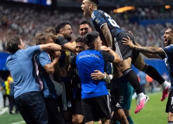 La Selección argentina le ganó un partido para el infarto a Inglaterra y se metió en la gran final del Mundial 2026